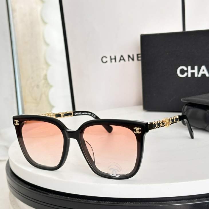 Picture of Chanel Sunglasses _SKUfw76722021fw